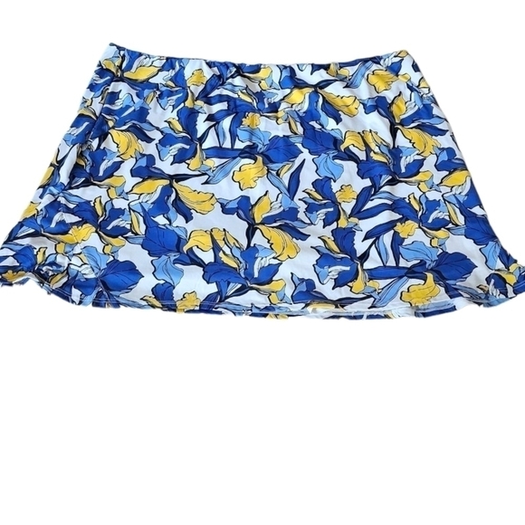 NWT Tail Skirt with Built-in Short, Blue and Yellow Floral, Size XXL - Picture 3 of 16